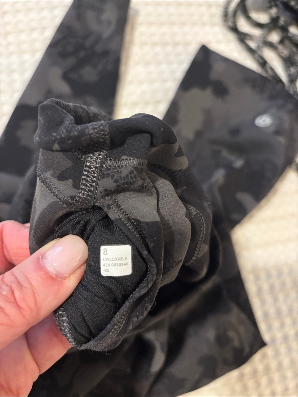 lululemon athletica Black Floral Camo Leggings - Picture 5 of 6